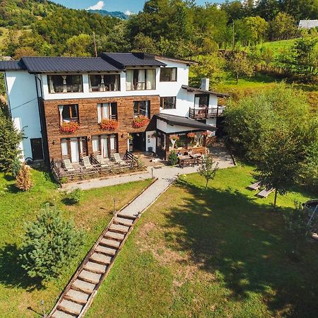 Talhaus Hotel Vişeu de Sus Buitenkant foto