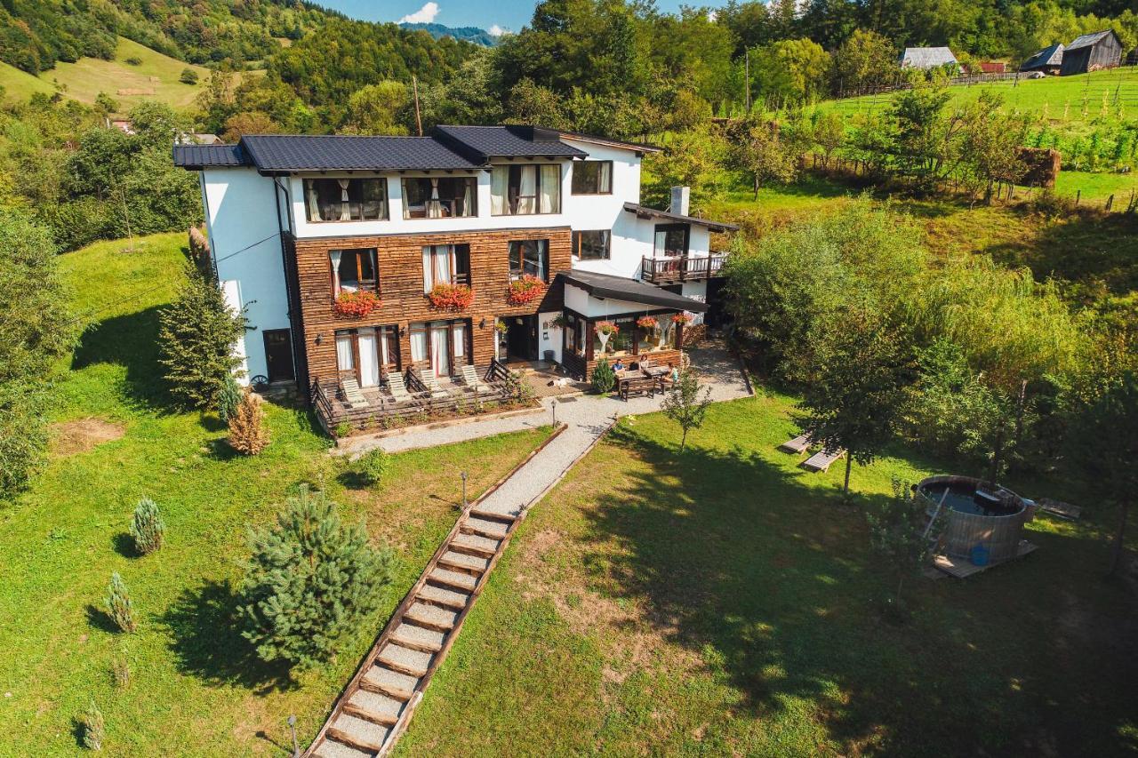 Talhaus Hotel Vişeu de Sus Buitenkant foto
